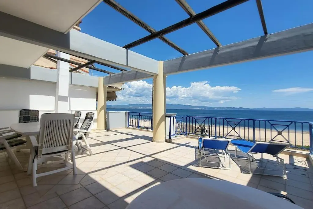 Seassy'S Beachfront Apt N Potidea Apartment Nea Poteidaia Greece