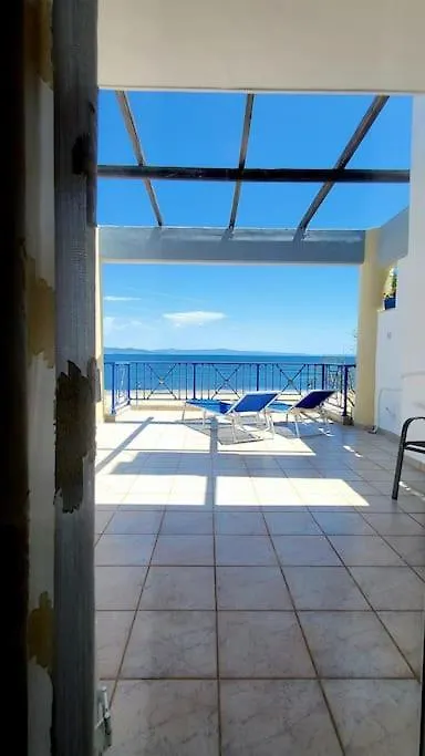 Seassy'S Beachfront Apt N Potidea Apartment Nea Poteidaia